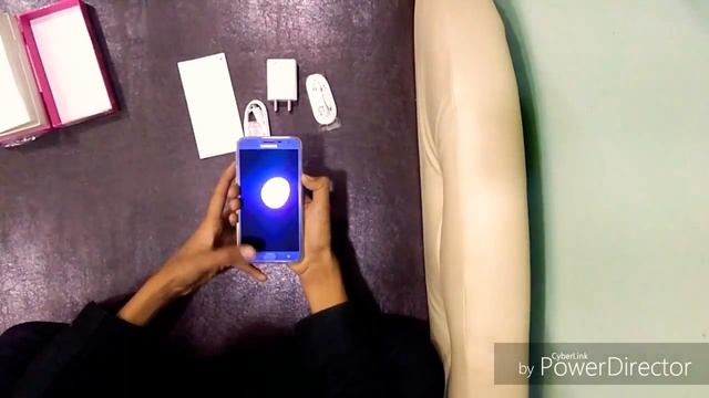 Samsung Galaxy J4 Unboxing And Review l Hindi by TECHAFFECTION смотреть онлайн