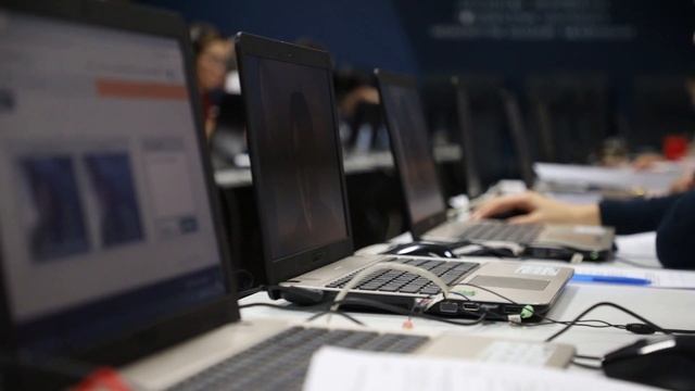 Как проходил этап «Верификация тестирования» отбора в Президентский молодежный кадровый резерв смотреть онлайн