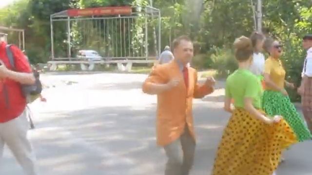 Стиляги на улицах советского Краснокамска смотреть онлайн