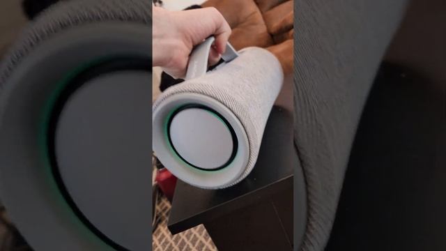 Honest review - Sony XG-300 Bluetooth portable speaker. смотреть онлайн