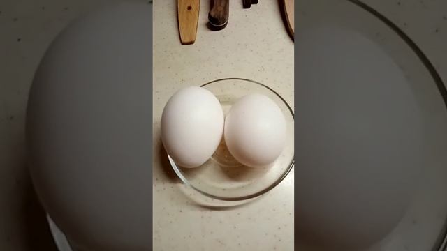 Два Яйца От Чёрной Курицы. смотреть онлайн