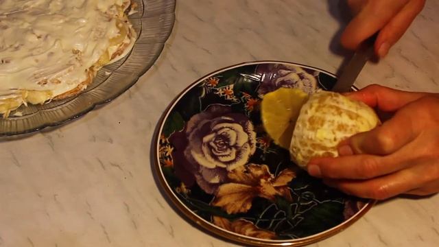 Торт с фруктами без выпечки(Торт с фруктами и сметанным кремом). смотреть онлайн