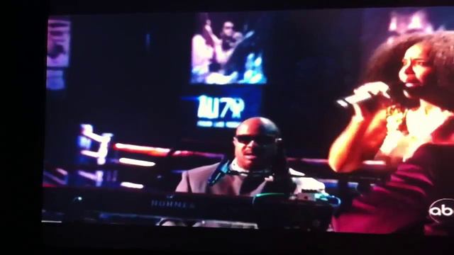 Kelly Rowland - Greatest Love Of All (Whitney Houston Tribute) смотреть онлайн