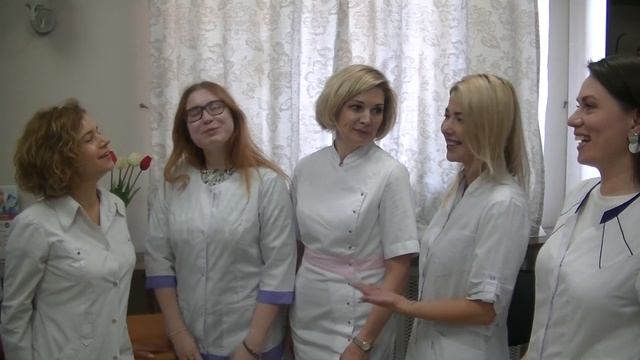 Атмосфера обучения в Школе косметологов "ЭЛИКСИР" смотреть онлайн