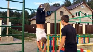 Как сделать топорик ? Обучалка по тапорику ?