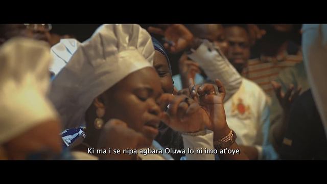 EBENEZERI KENT X APEX CHOIR FEATURING EMMAOMG смотреть онлайн