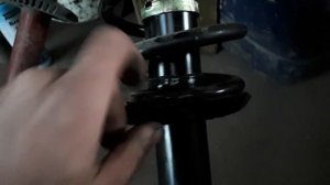 Очень важно. Замена пружин и амортизаторов Audi A6 C5 1998-2004 год