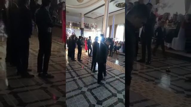 Исфана Бахтлимиз ёшлар бахтли булишсин🤲💖💖💖 смотреть онлайн