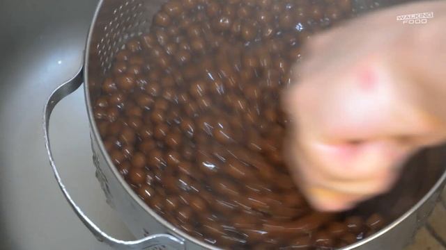 흑당 버블우유가 만들어지는 과정 Brown Sugar Boba Milk / 대구 동성로 행복당 / Korean street food смотреть онлайн