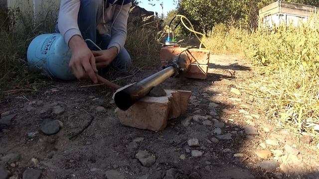 Первый пробный запуск самодельного пульсирующего реактивного двигателя смотреть онлайн