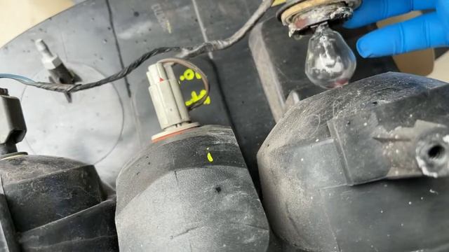 Cómo remplazar faros,calaveras,tail light o luces traseras смотреть онлайн