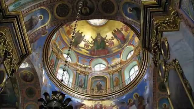 Божественная Литургия - Великий хор Свято-Успенской Почаевской Лавры.