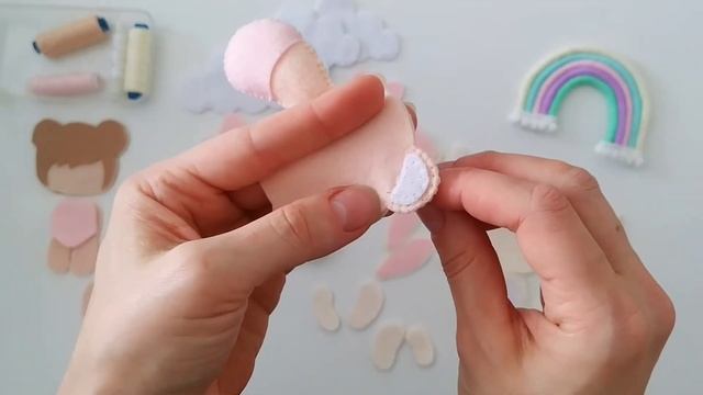 шьём мишку из фетра. как пришивать голову и ушки смотреть онлайн