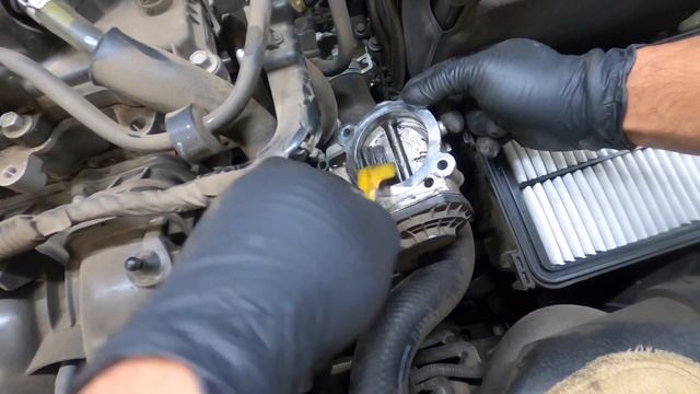 How to clean drive by wire Throttle Body on most KIA Vehicle смотреть онлайн