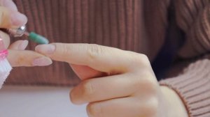 Делаю маникюр сама  себе| Камуфлирующая база