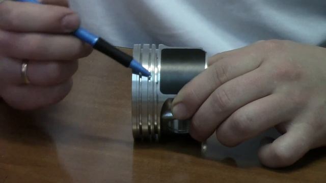 Поршень. Принцип работы поршня двигателя. Устройство! РЕДКИЙ РОЛИК! смотреть онлайн