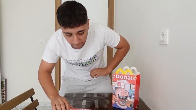 GECE 3'te MCDONALDS 'DAN MRBEAST SİPARİŞİ VERMEYİN !! (MrBeats Gerçek Hayatta) смотреть онлайн