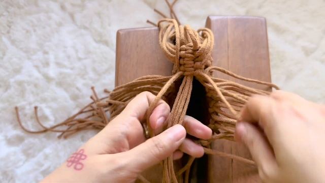 DIY Easy Macrame Phone Bag with Adjustable Strap Tutorial for Beginners | Mini Bag смотреть онлайн