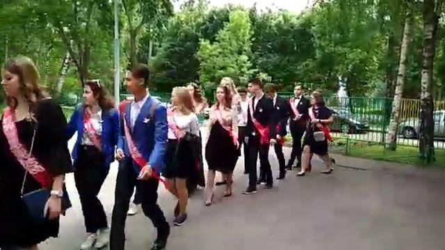 Выпускной, последний звонок. У Феди смотреть онлайн