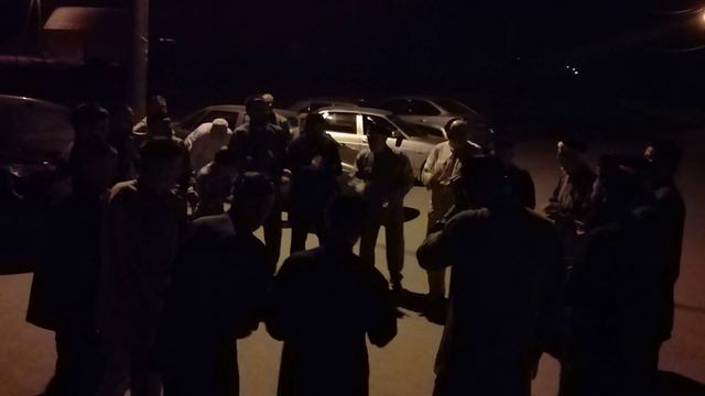 зикр на улице у мечети VID 20180711 211844 2 смотреть онлайн