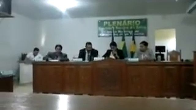 Jorge Teixeira - Vereadores da base aliada arquivam denúncias contra prefeita смотреть онлайн