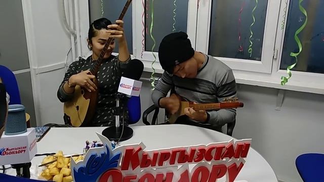 Дуэт Эламан Чолпон паппури смотреть онлайн