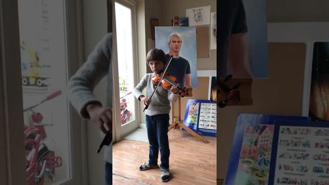A major scale 3 octaves on violin -6 year old boy. Гамма Ля мажор на скрипке, 3 октавы. смотреть онлайн