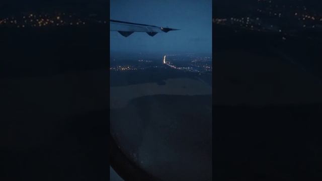 Посадка ATR 72 в Тюмени (4K) смотреть онлайн