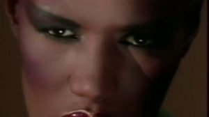 Grace Jones - I've Seen That Face Before (Libertango) [Official Video].mp4