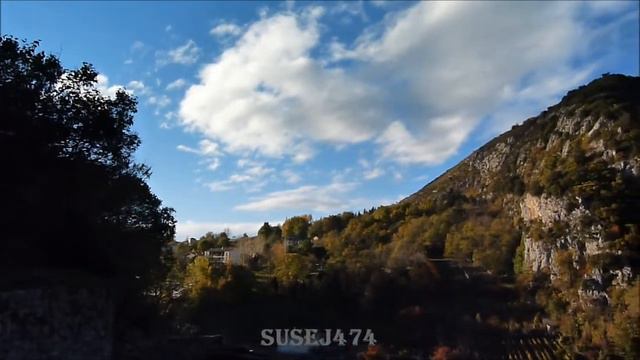 FOIX ET SON CHATEAU DANS L'ARIEGE смотреть онлайн