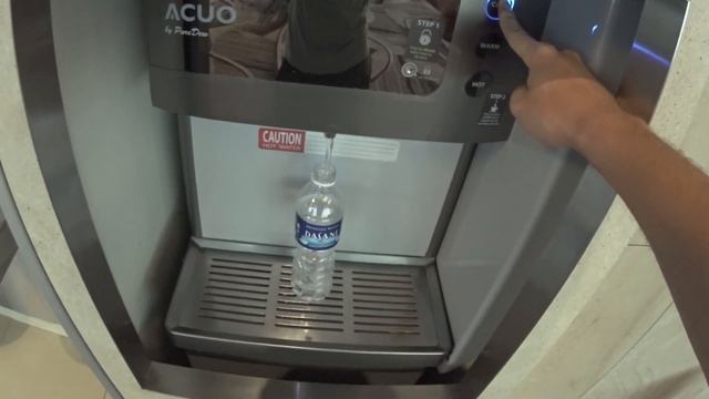 ЛЕТИМ ДОМОЙ. АЭРОПОРТ СИНГАПУР / Чанги / Питание на борту Cathay Pacific смотреть онлайн