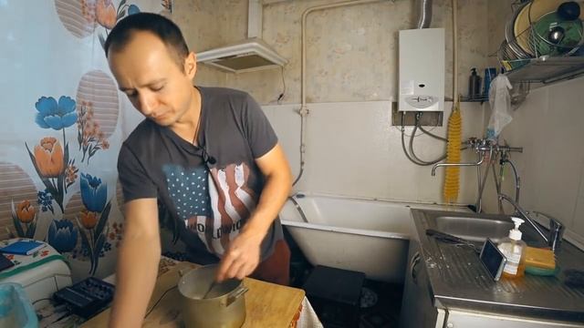 Как жарить блины если у вас нет Жены смотреть онлайн