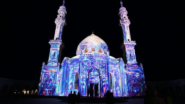 Световое шоу на территории комплекса "Белая мечеть" 21.05.2022 г. смотреть онлайн
