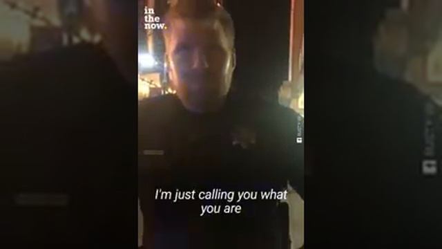 Dude calls a cop a "pig" ? right to his face. Reaction is epic. смотреть онлайн