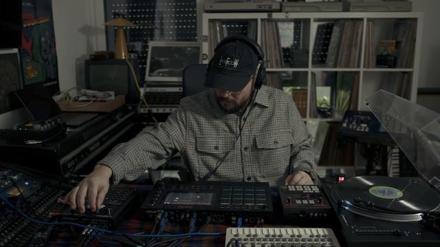 90's Hip Hop beatmaking | Vinyl Wednesdays #30 смотреть онлайн