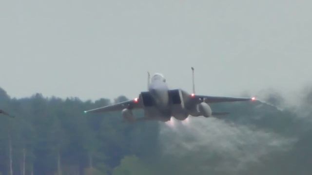 Incredible Unrestricted Take off F15 fighter jet RAF Mildenhall 28Oct16 321pm смотреть онлайн