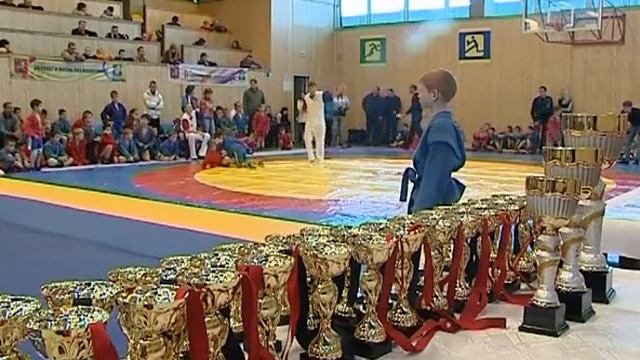 Открытое первенство по самбо района Текстильщики смотреть онлайн
