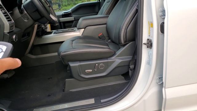 2021 Ford F-450 Platinum is a $90,000 Truck смотреть онлайн