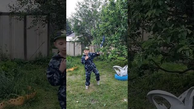 Осваиваю нунчаки! Тренировка для мужчин и женщин, детей и взрослых. Учу восьмёрку! смотреть онлайн