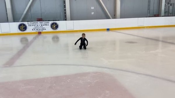 Фигурное катание! Новые коньки! Сложности! Слезы! Лебедева Мирослава! Тренировка на льду!