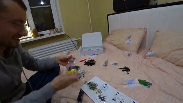 СБОРКА ГУСЕНИЧНОГО ТРАКТОРА ОТ MECCANO смотреть онлайн