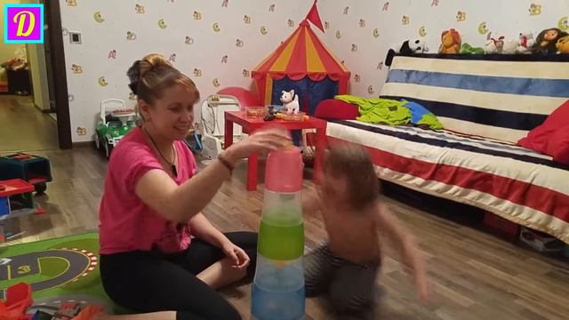 Играем с пирамидкой Активити Бэбил (itsimagical activity babel) смотреть онлайн