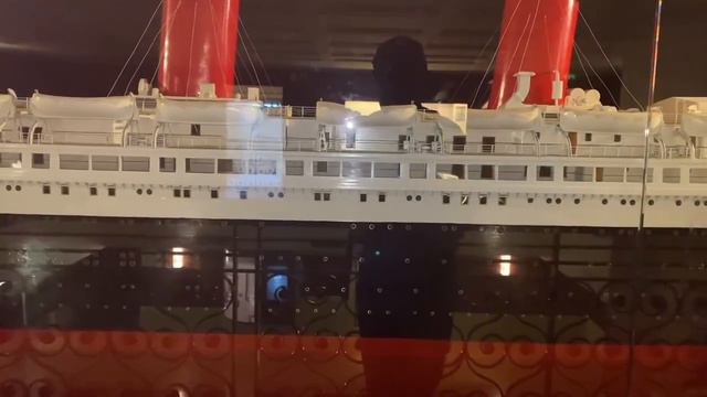 Модель океанского лайнера Иль де Франс смотреть онлайн