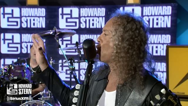 Metallica Breaks Down Creating the "Enter Sandman" Riff смотреть онлайн
