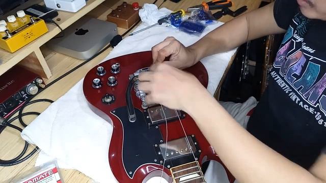 Bigsby B5 With Vibramate Installation On SG Guitar
