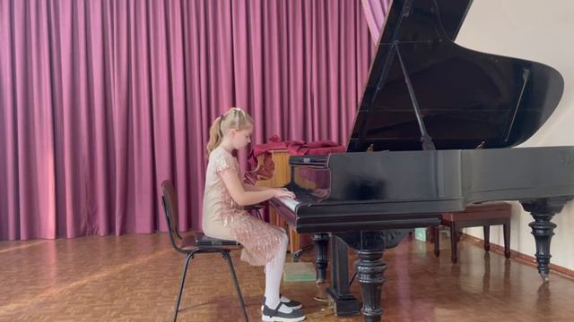 И. С. Бах Нотная тетрадь А.М.Бах Полонез g-moll. исп. Высоцкая Полина.9 смотреть онлайн