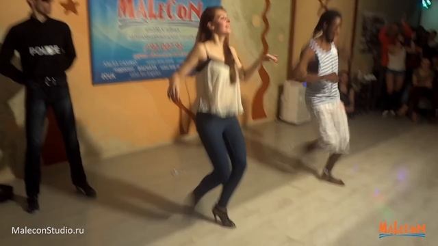Kizomba|Semba|Afrohouse, Тьерри и Света, студия Malecon смотреть онлайн