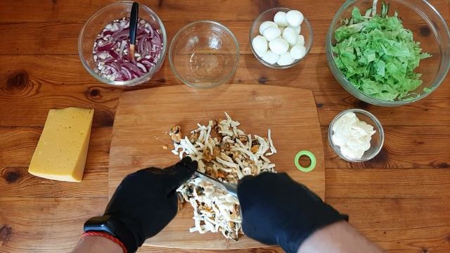 Салат - коктейль с мидиями и кальмаром. Простой и очень вкусный))) смотреть онлайн