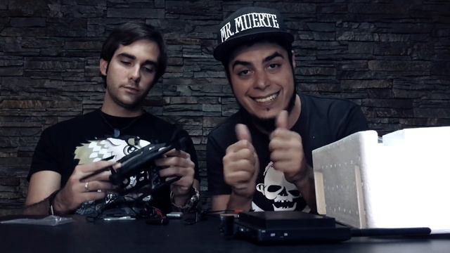 EL REVIEW MÁS TRISTE DE LA HISTORIA / drone con cámara Pioneer Ufo смотреть онлайн