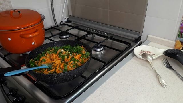 Суп со щавелем или зеленый борщ. смотреть онлайн